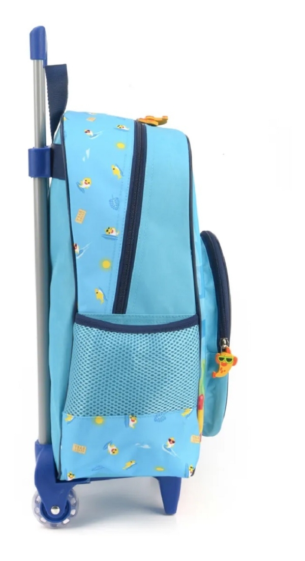MOCHILA COM RODAS LUXCEL BABY SHARK AZUL CLARO - Imagem 2